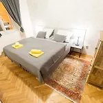 Babylon Apartment Cesky Krumlov
