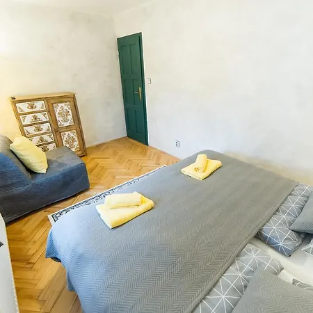 Babylon * Чески-Крумлов